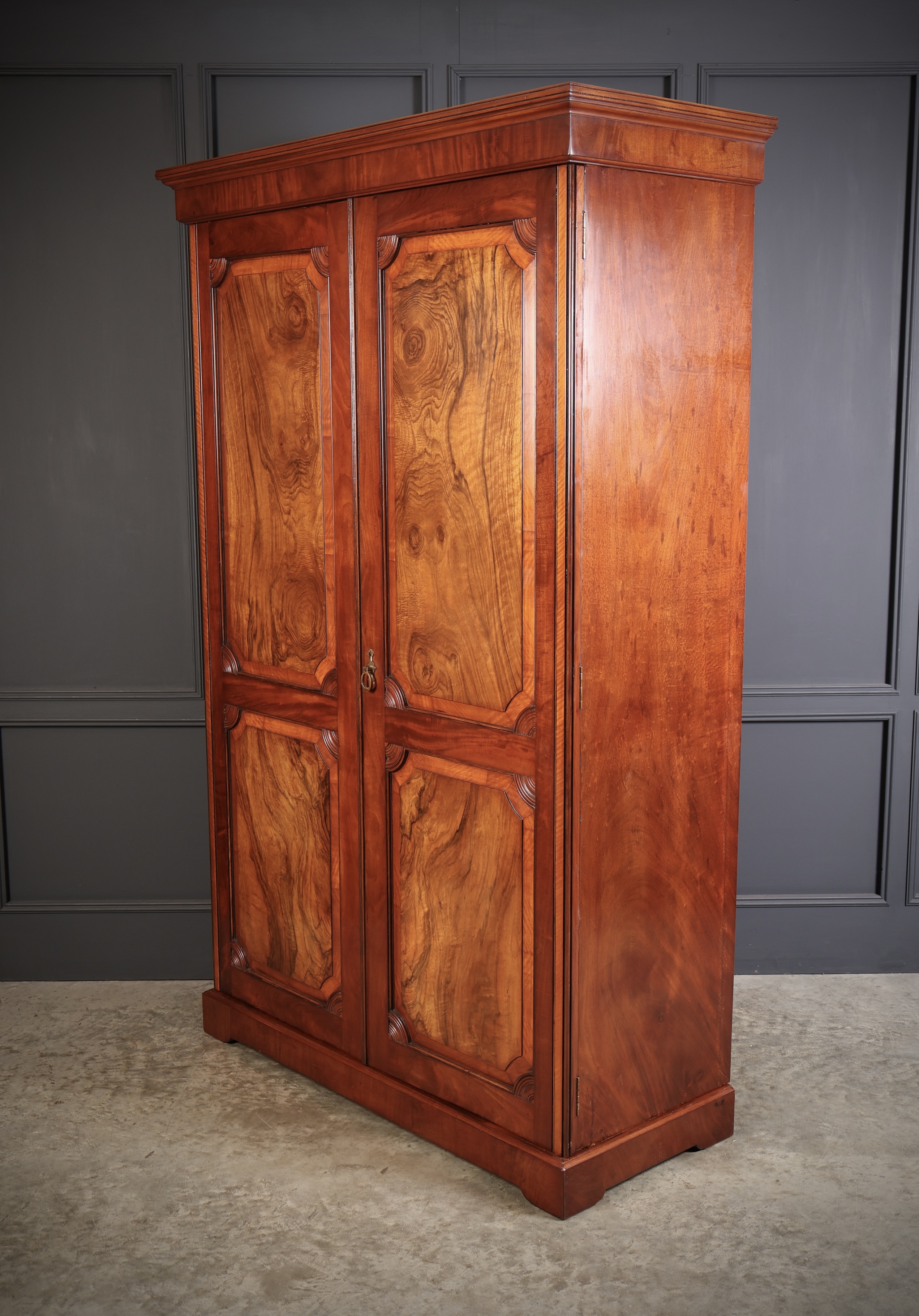 Victorian Mahogany & Walnut Wardrobe antique wardrobes Antique Furniture 7